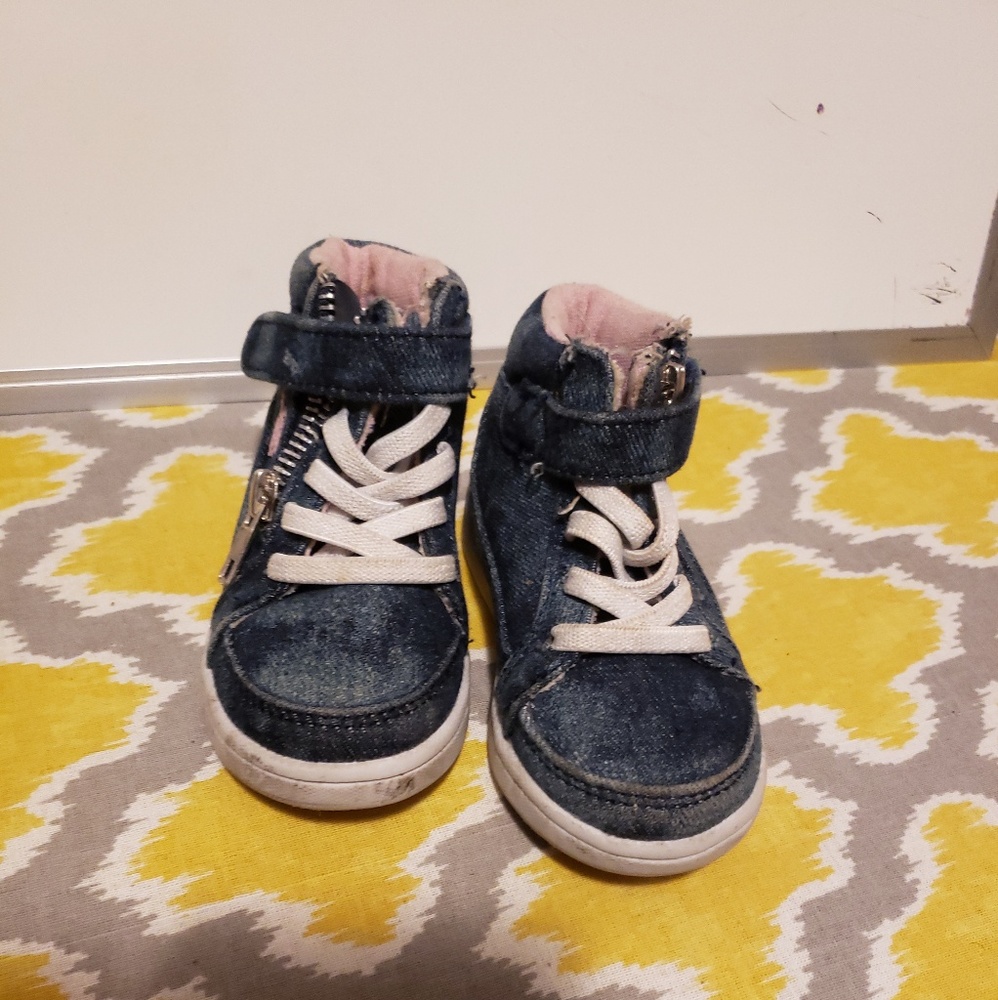 Kids shoe - Picture 2 of 2